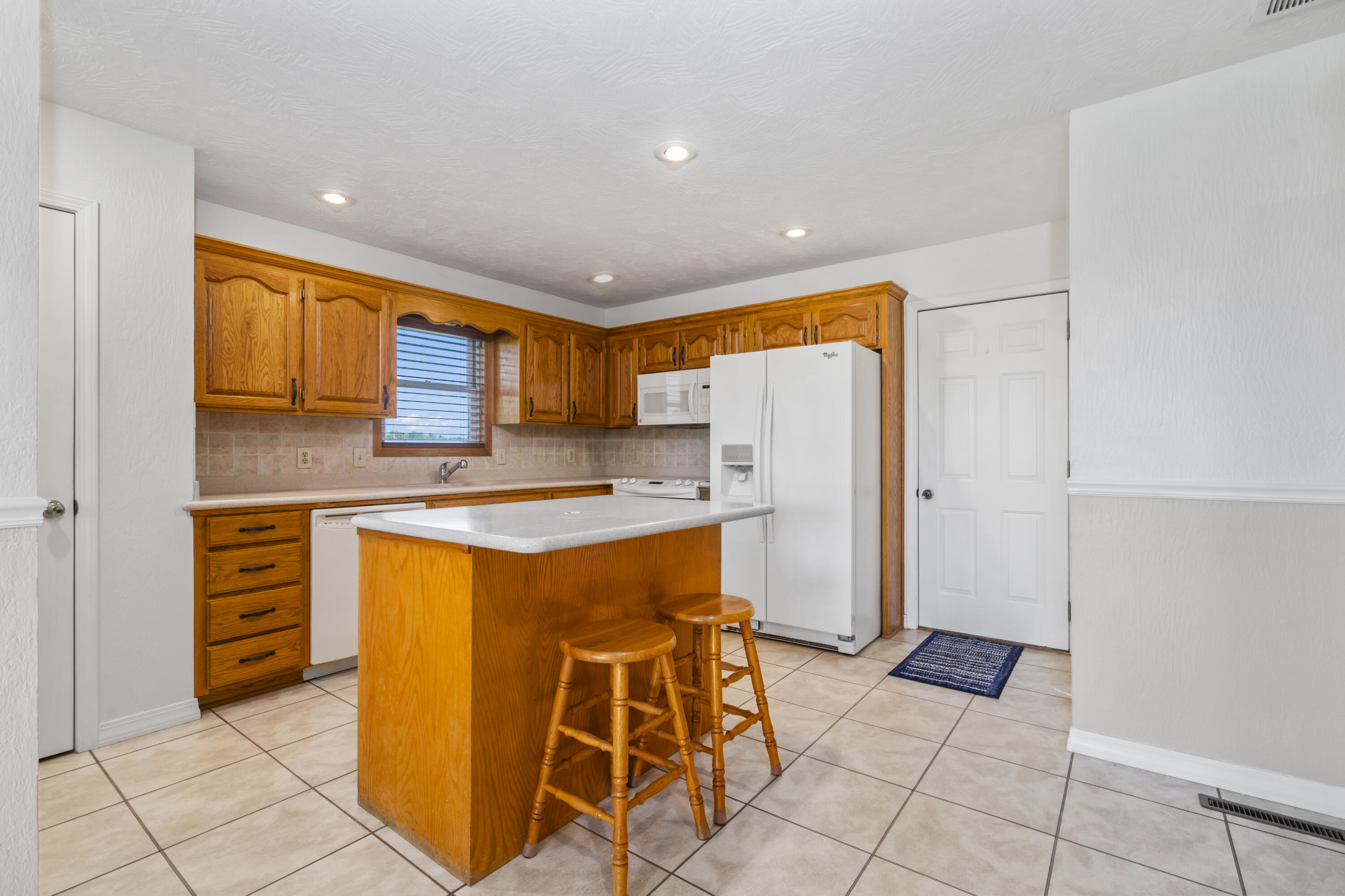 10071 W Farm Road 48