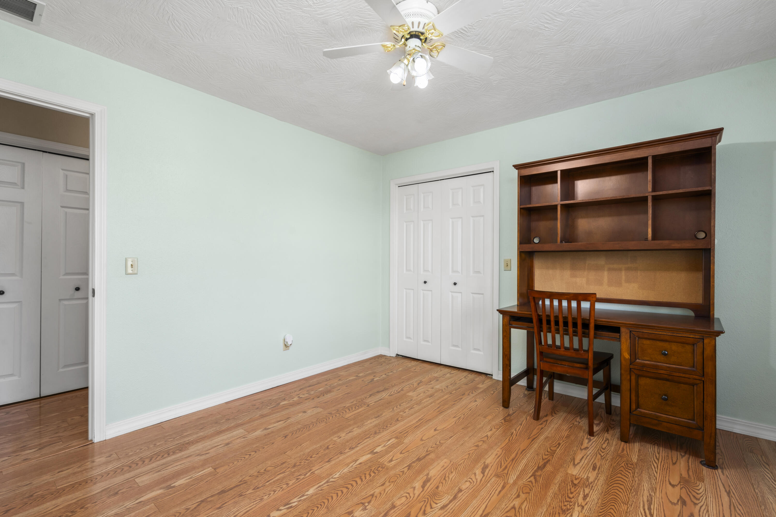 10071 W Farm Road 48