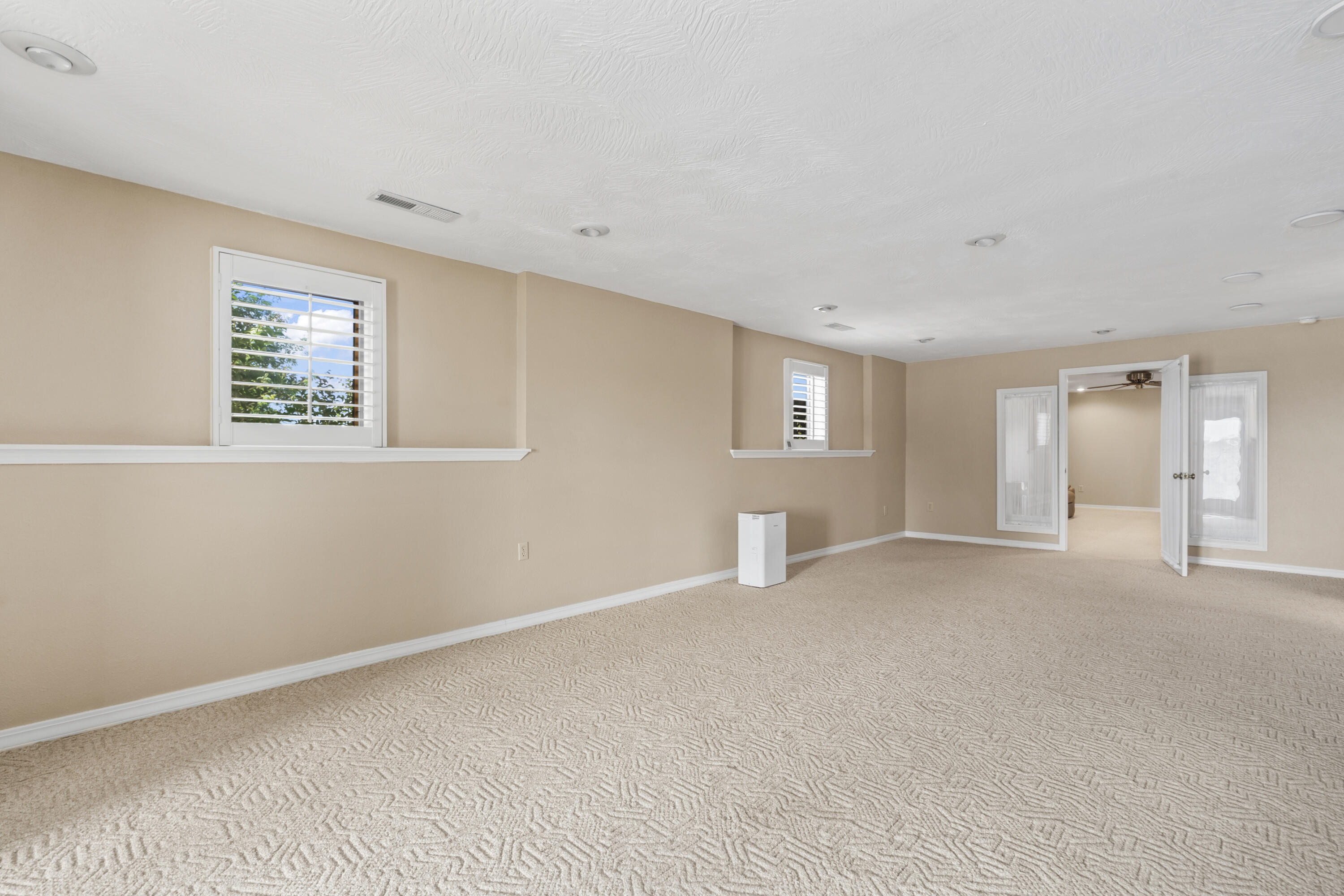 10071 W Farm Road 48