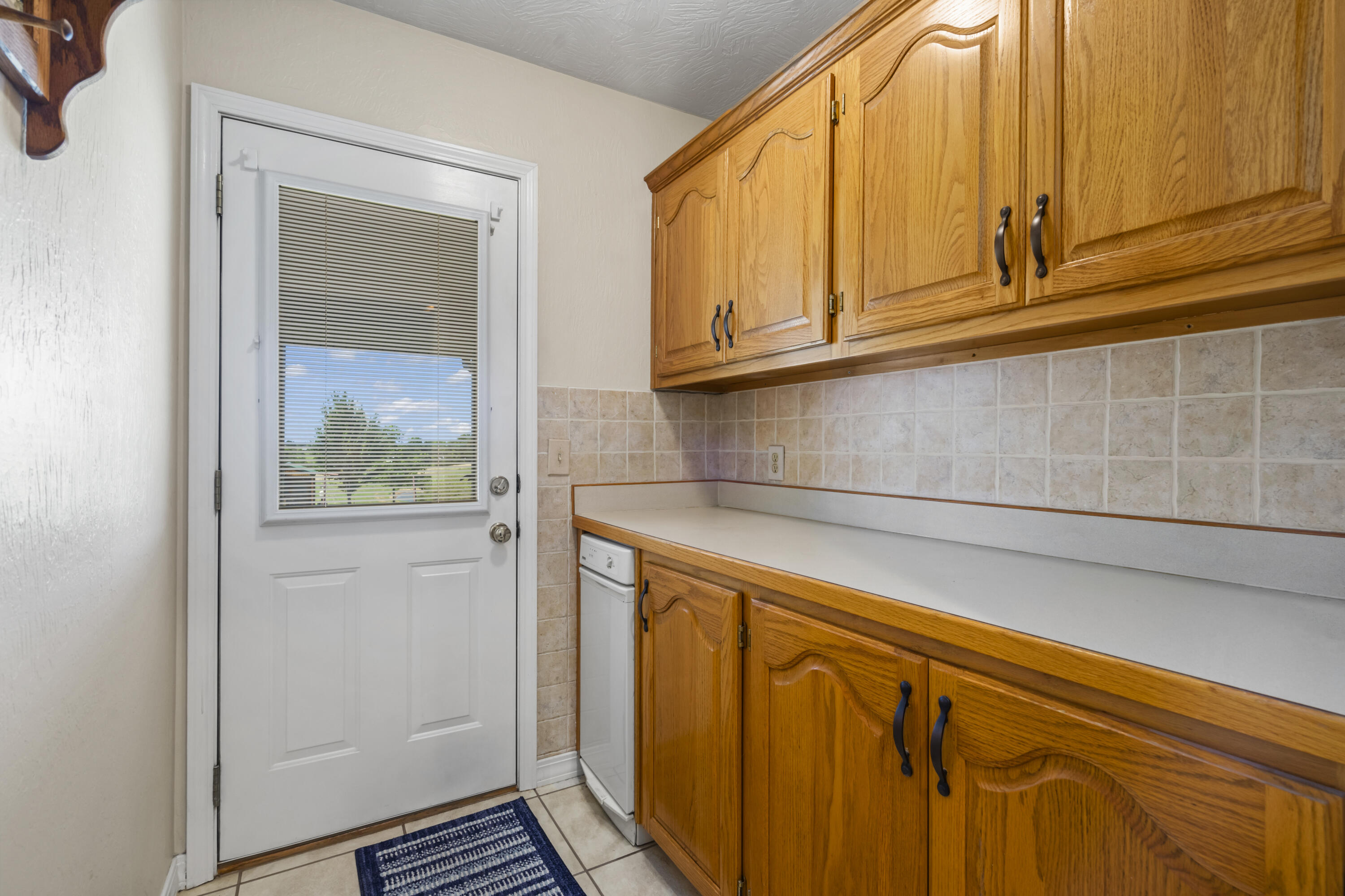 10071 W Farm Road 48