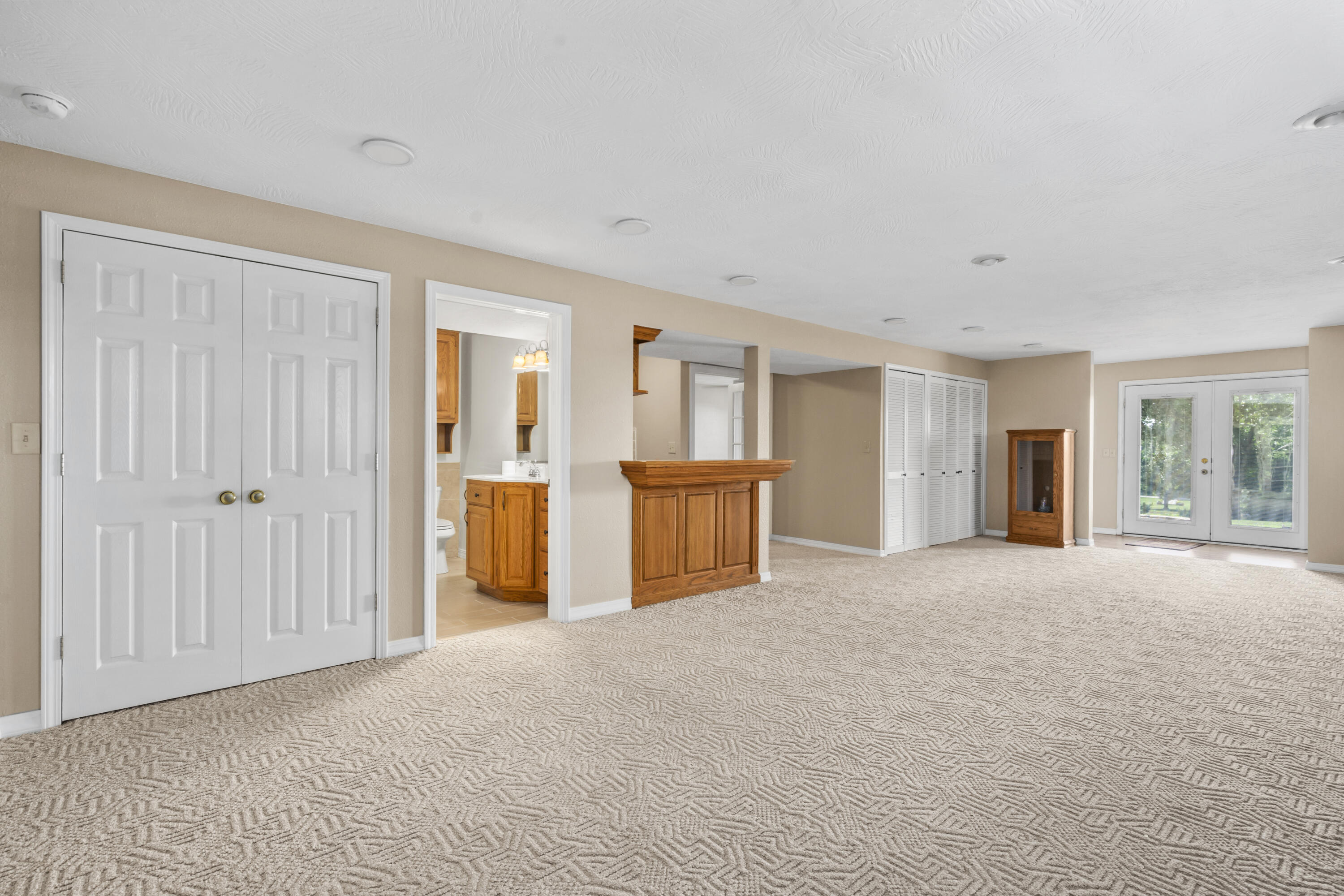 10071 W Farm Road 48