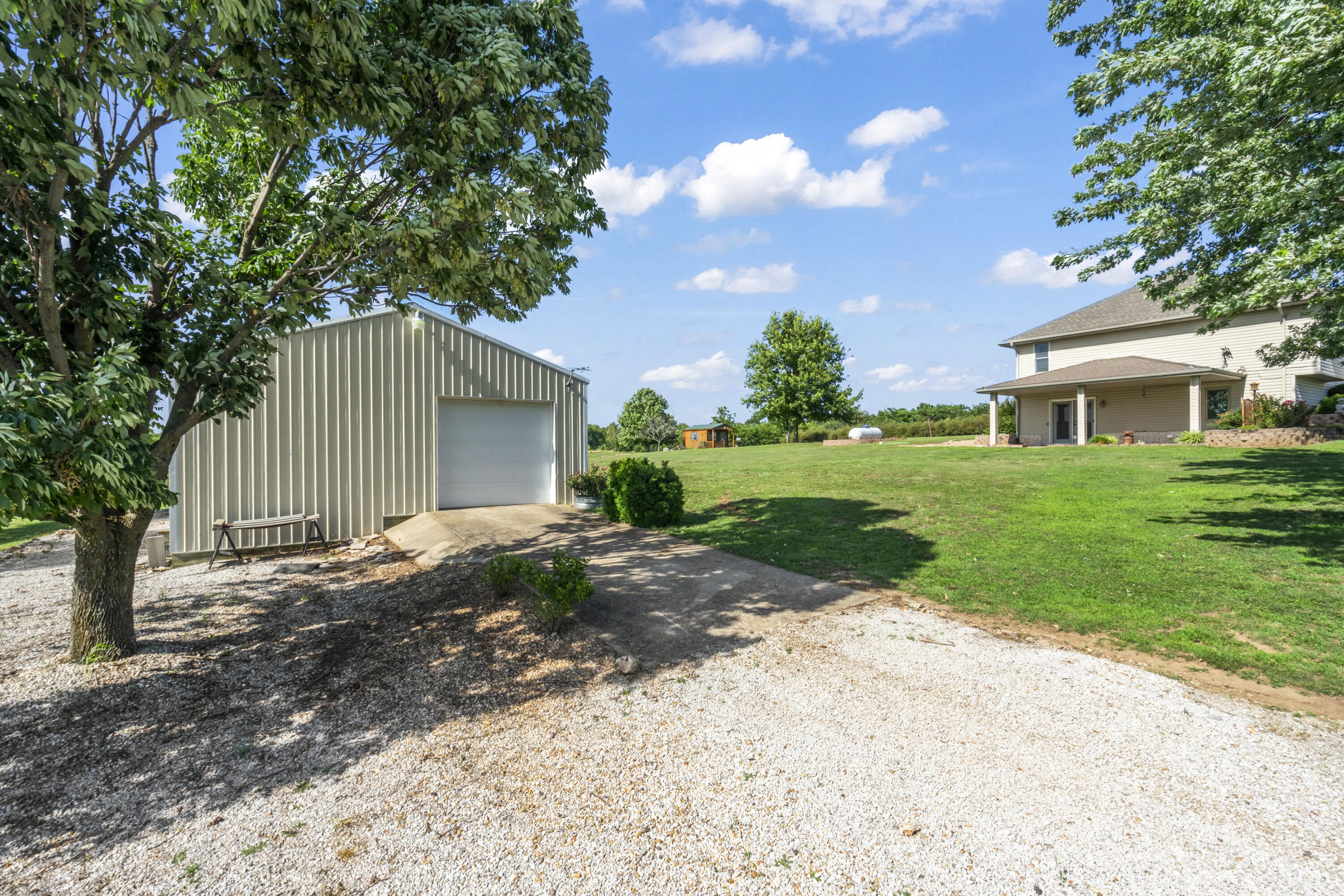 10071 W Farm Road 48