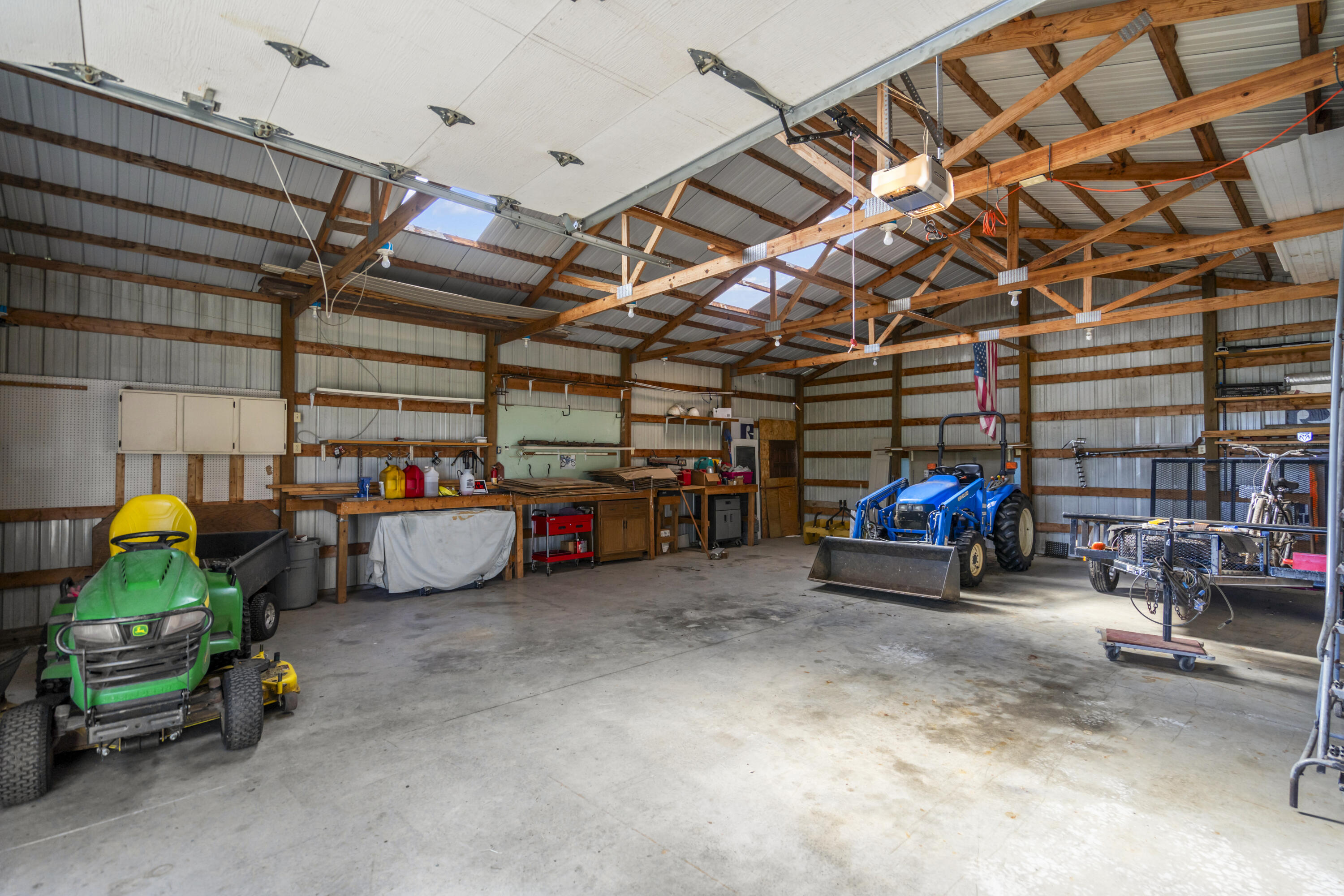 10071 W Farm Road 48