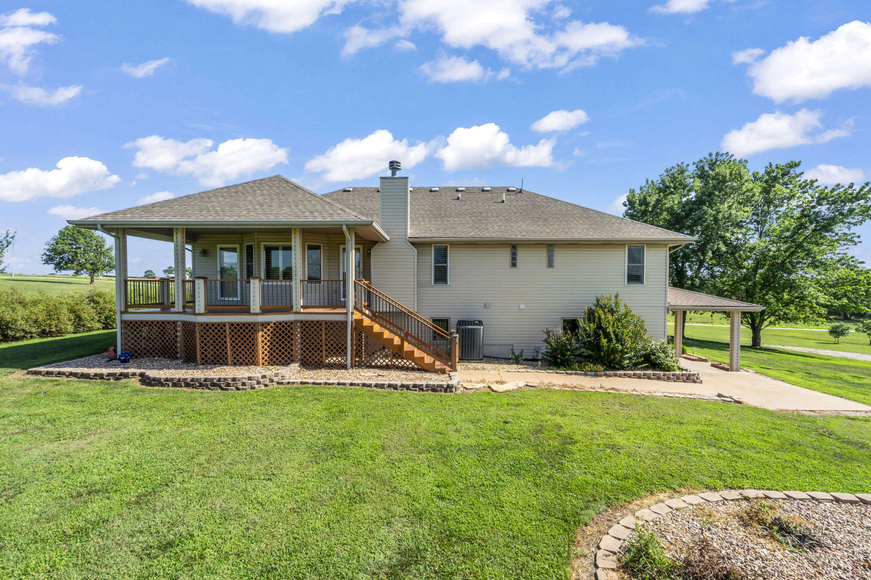 10071 W Farm Road 48
