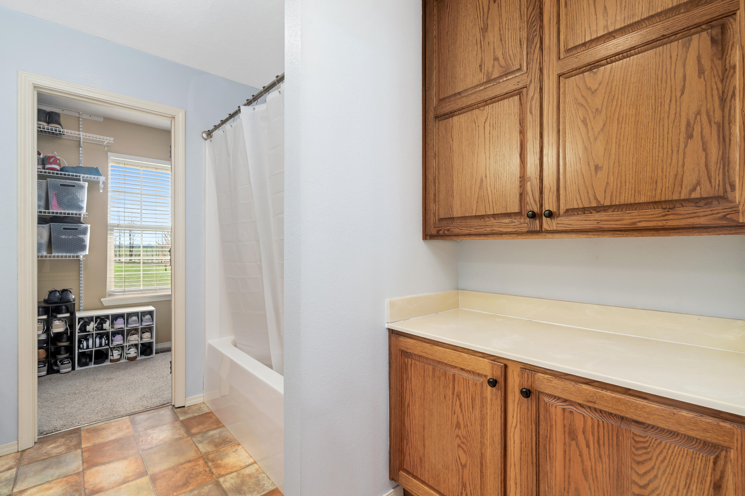 12048 N Farm Rd 93