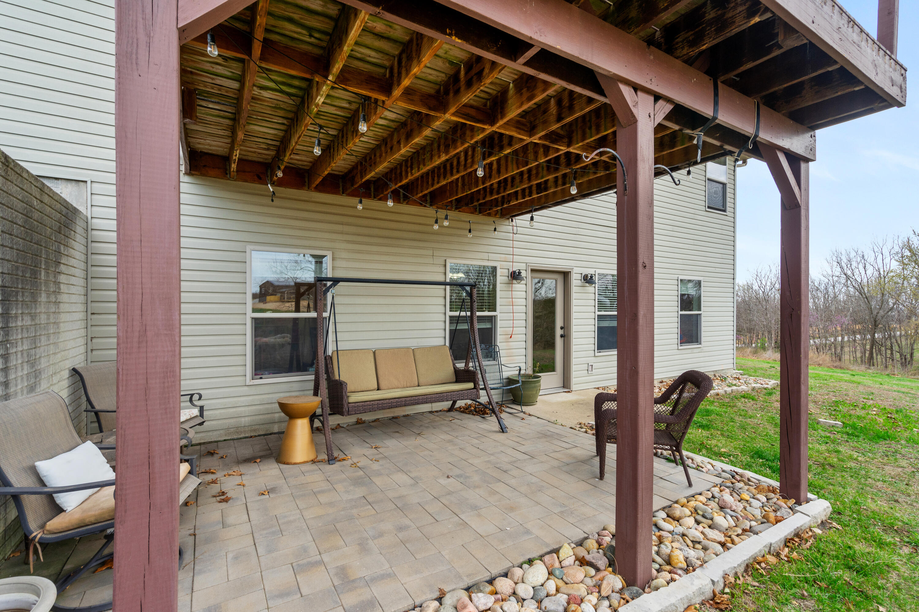 12048 N Farm Rd 93