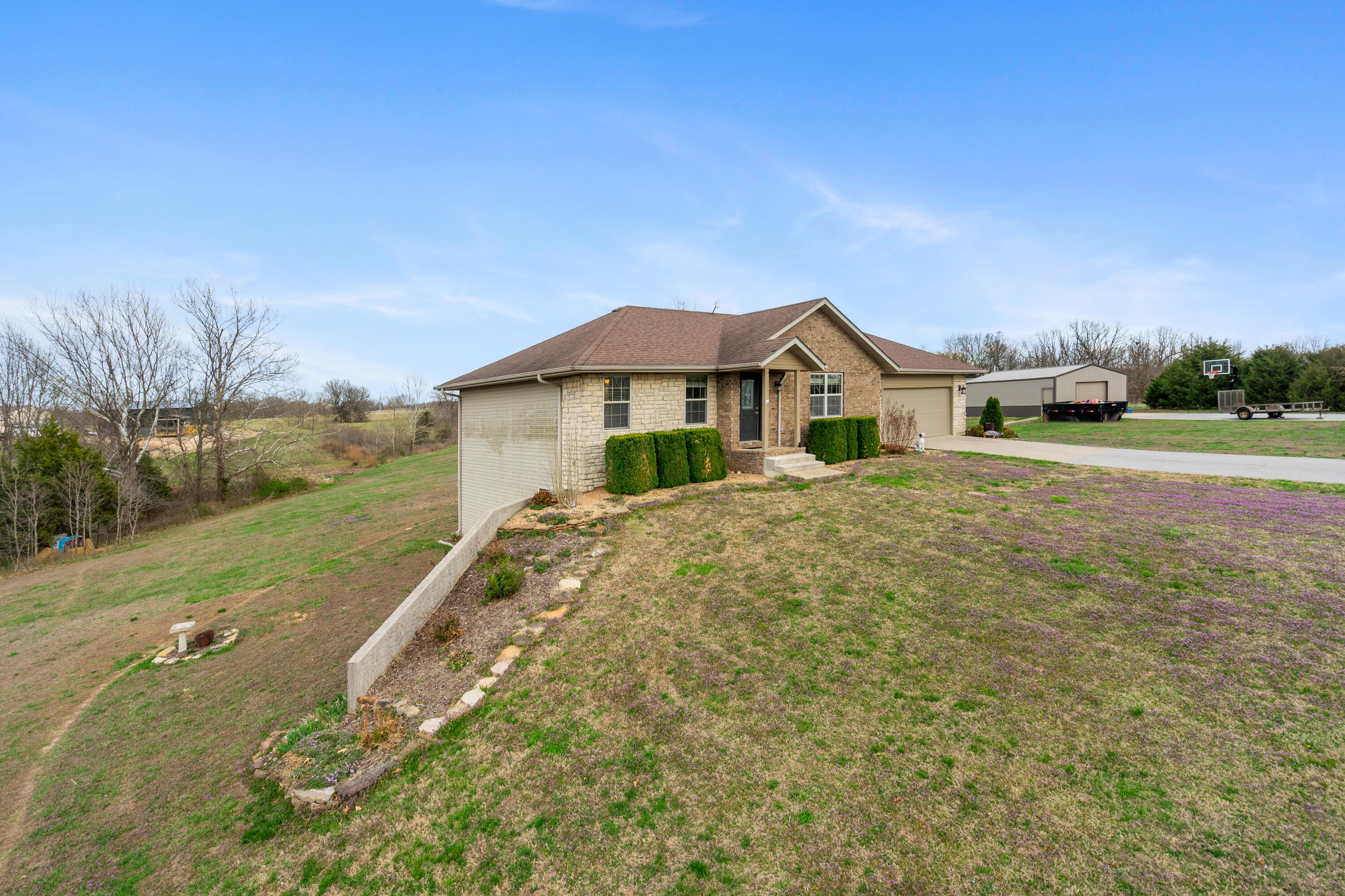 12048 N Farm Rd 93