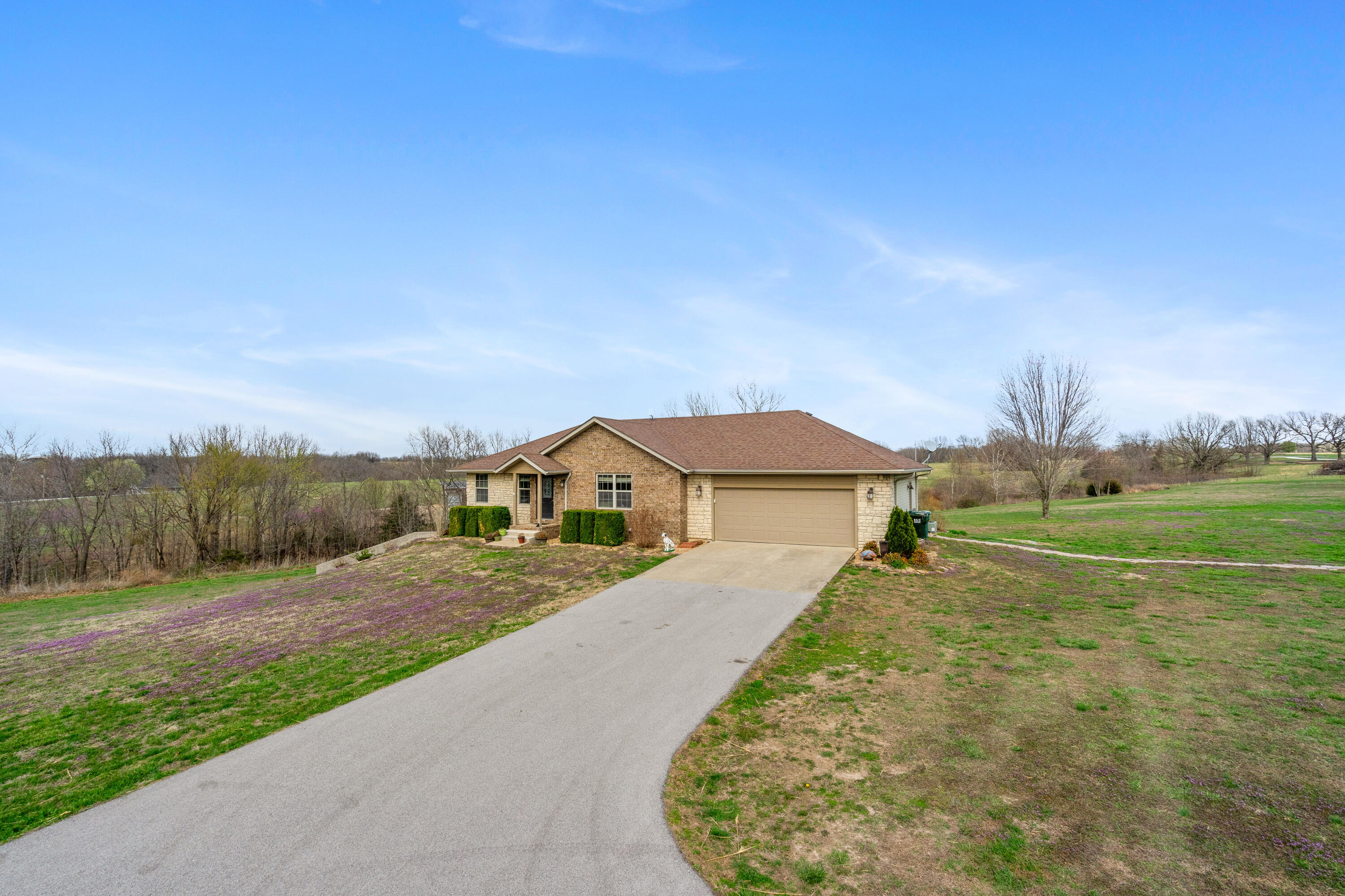 12048 N Farm Rd 93