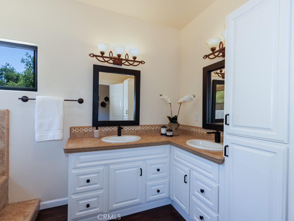 14800 Santa Ana Road