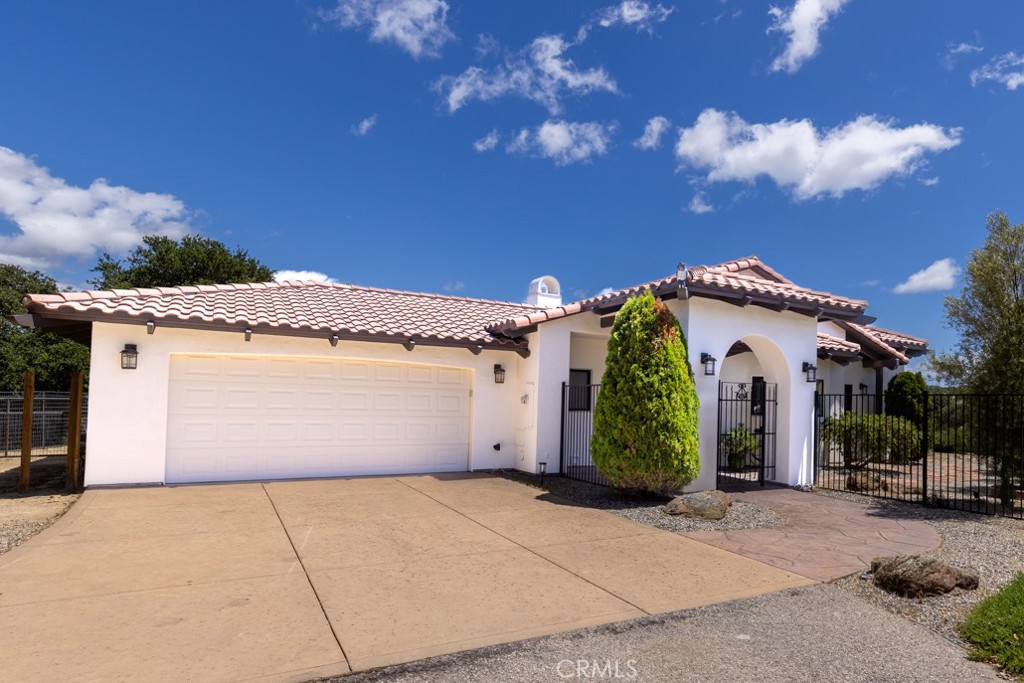 14800 Santa Ana Road