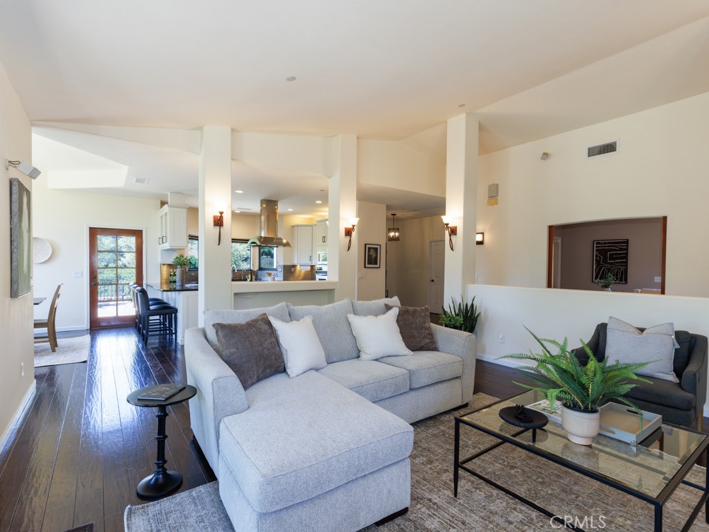 14800 Santa Ana Road