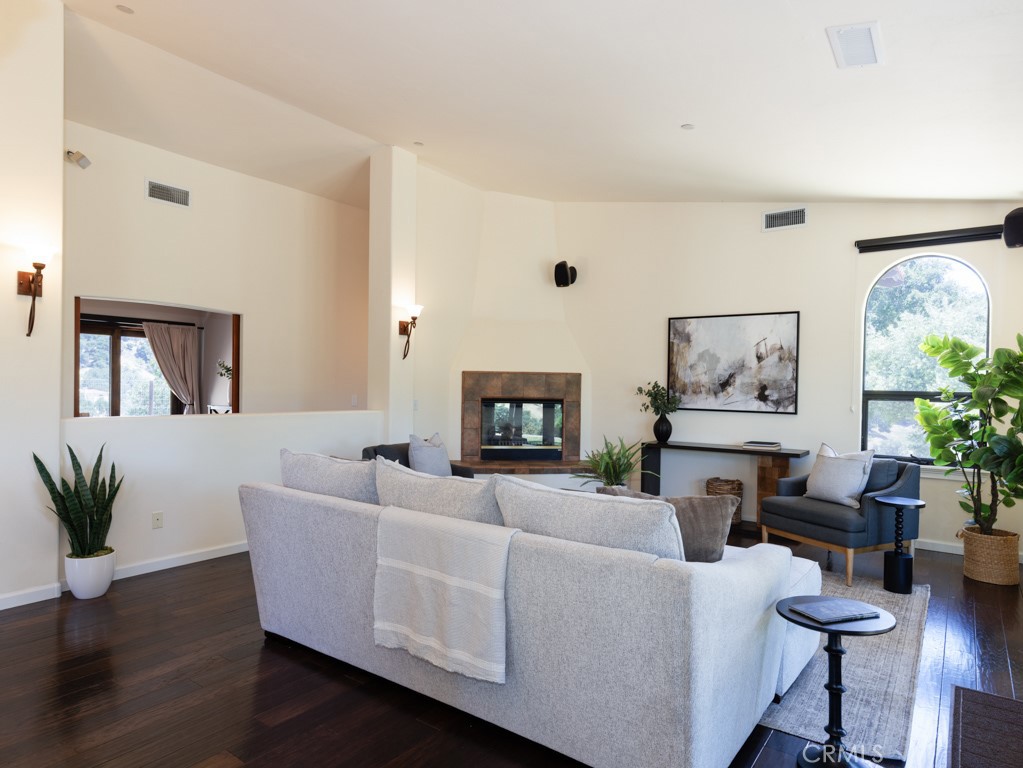 14800 Santa Ana Road