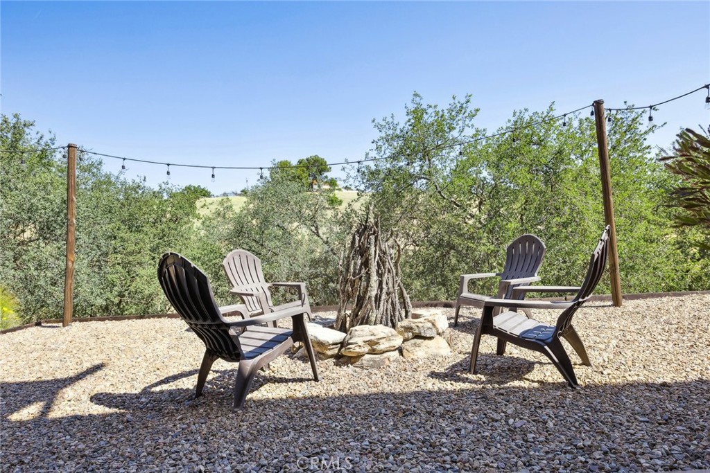 416 Calle Alto Street