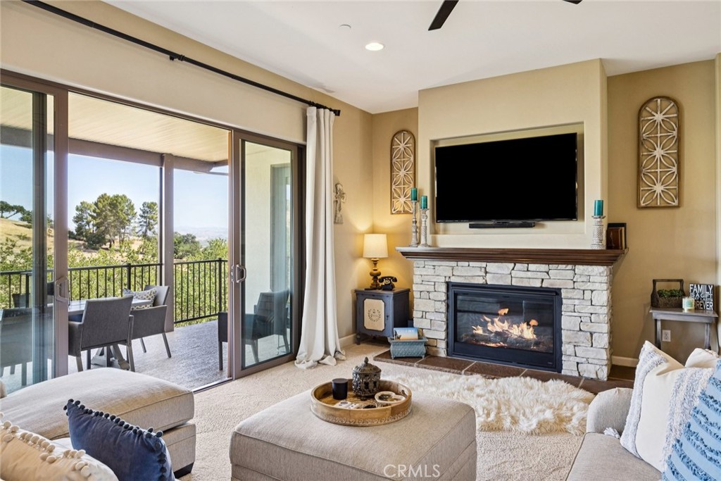 416 Calle Alto Street