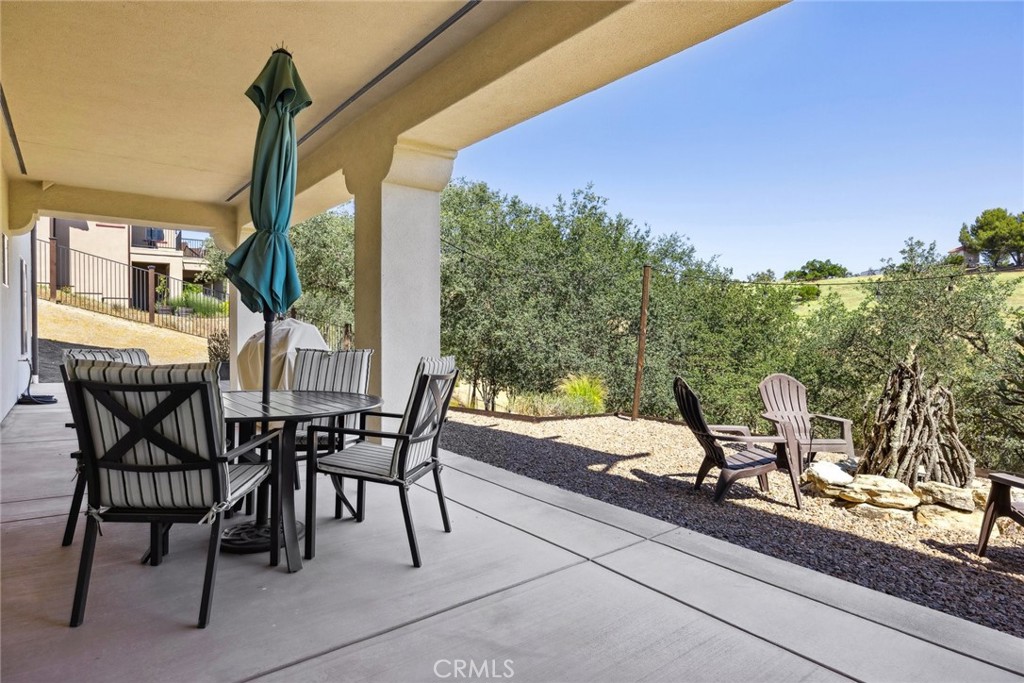 416 Calle Alto Street