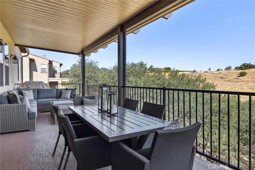 416 Calle Alto Street