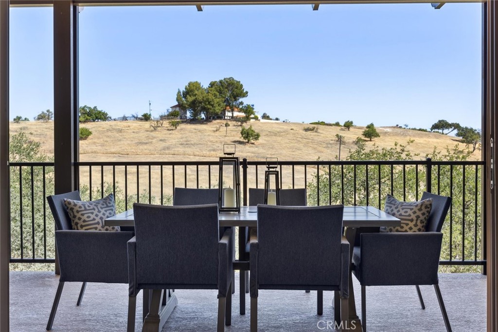 416 Calle Alto Street