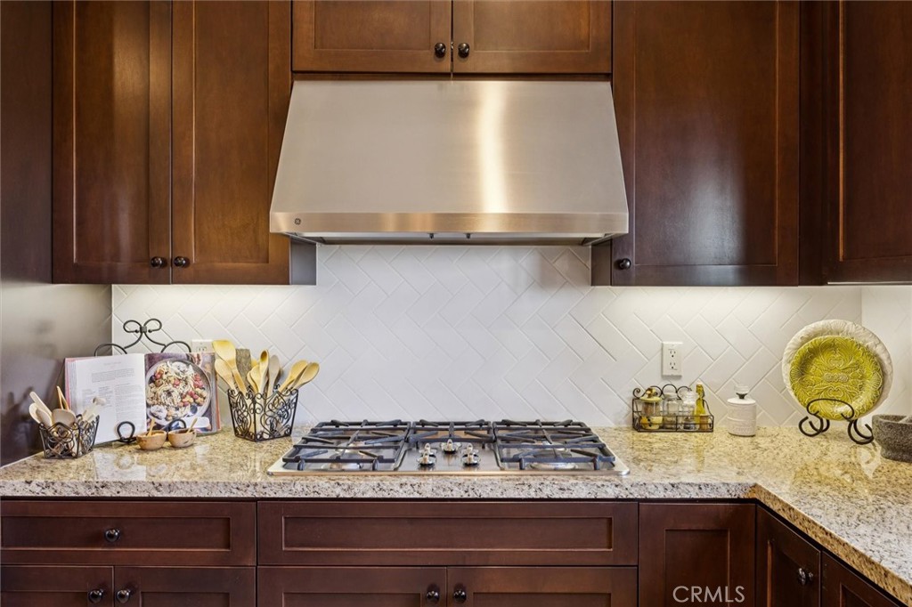 416 Calle Alto Street