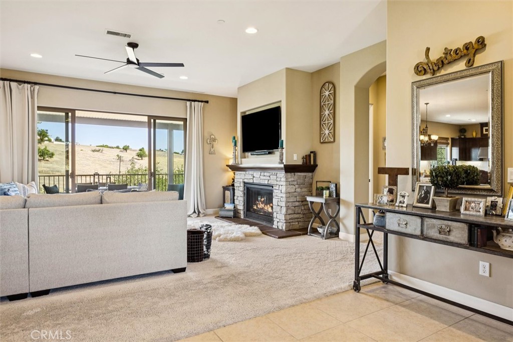 416 Calle Alto Street