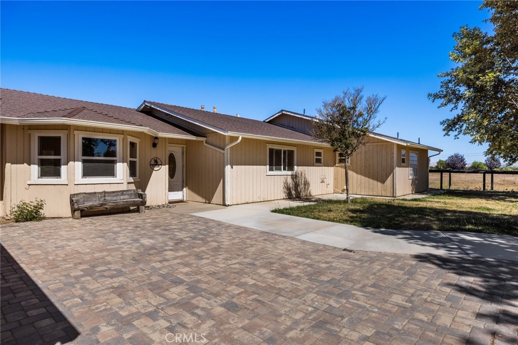 5955 Whispering Oak