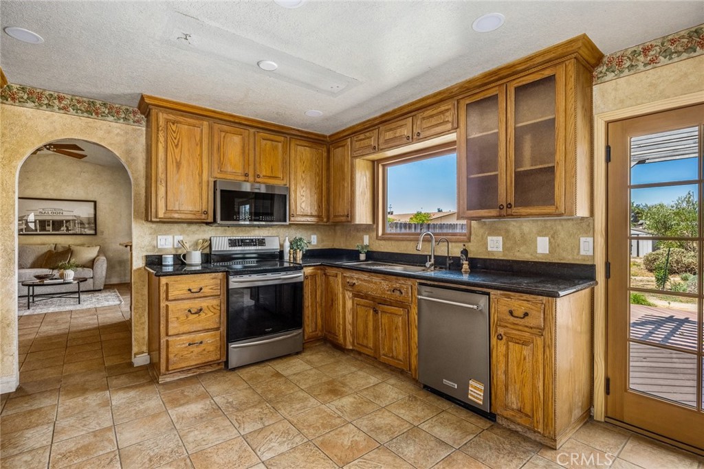 5955 Whispering Oak