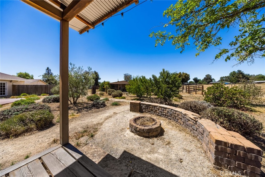 5955 Whispering Oak