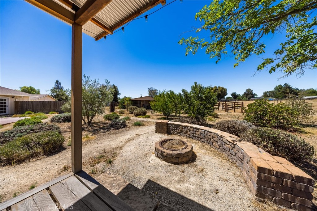5955 Whispering Oak