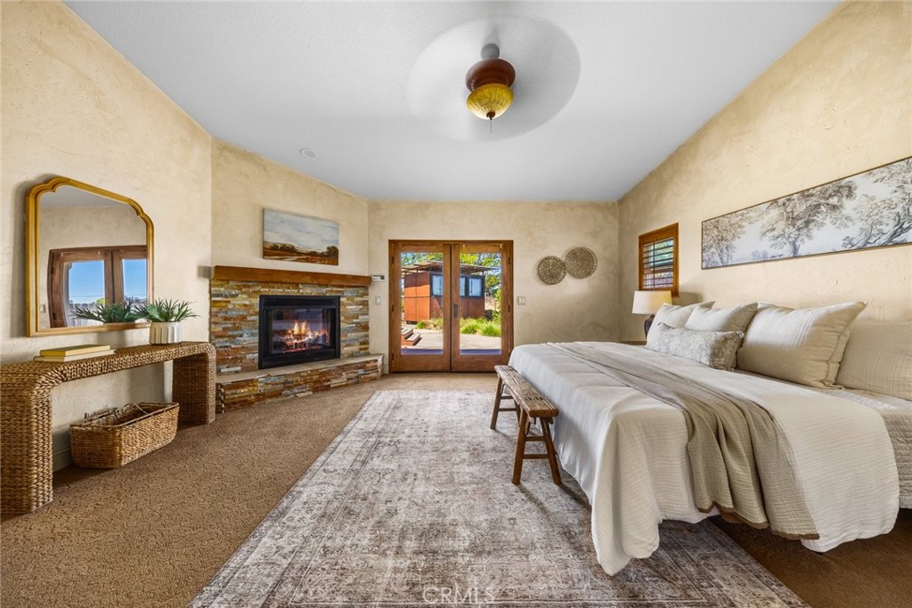 5955 Whispering Oak