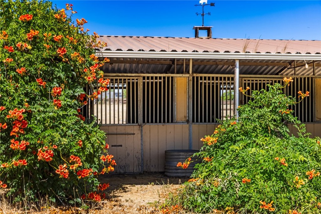 5955 Whispering Oak
