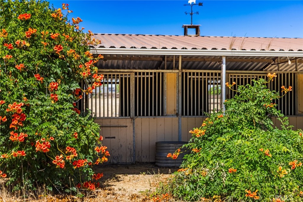 5955 Whispering Oak