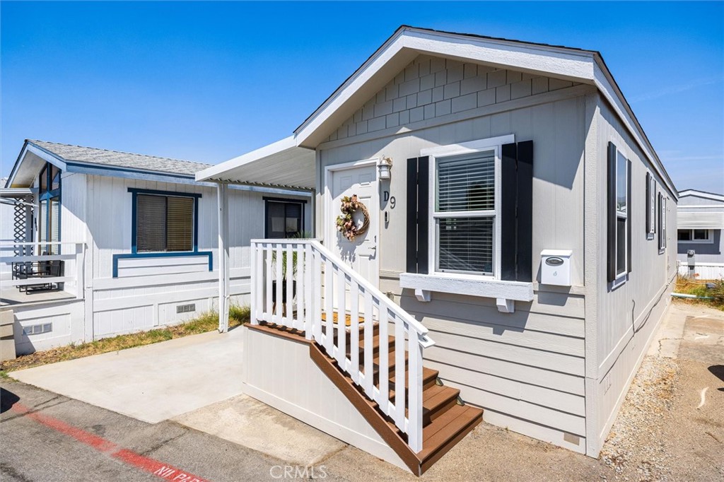 3860 S Higuera D9