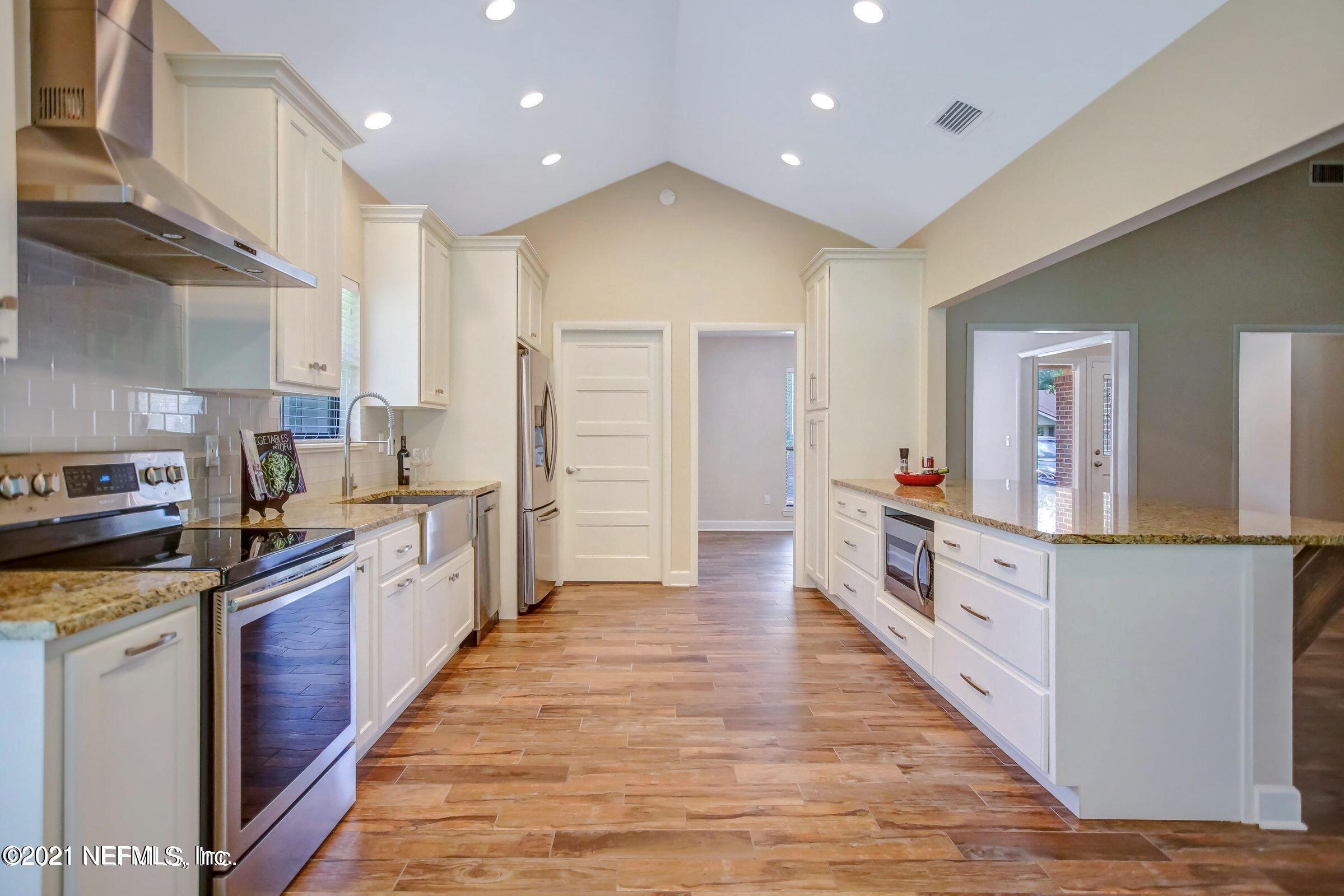 4401 CYPRESS CREEK Drive