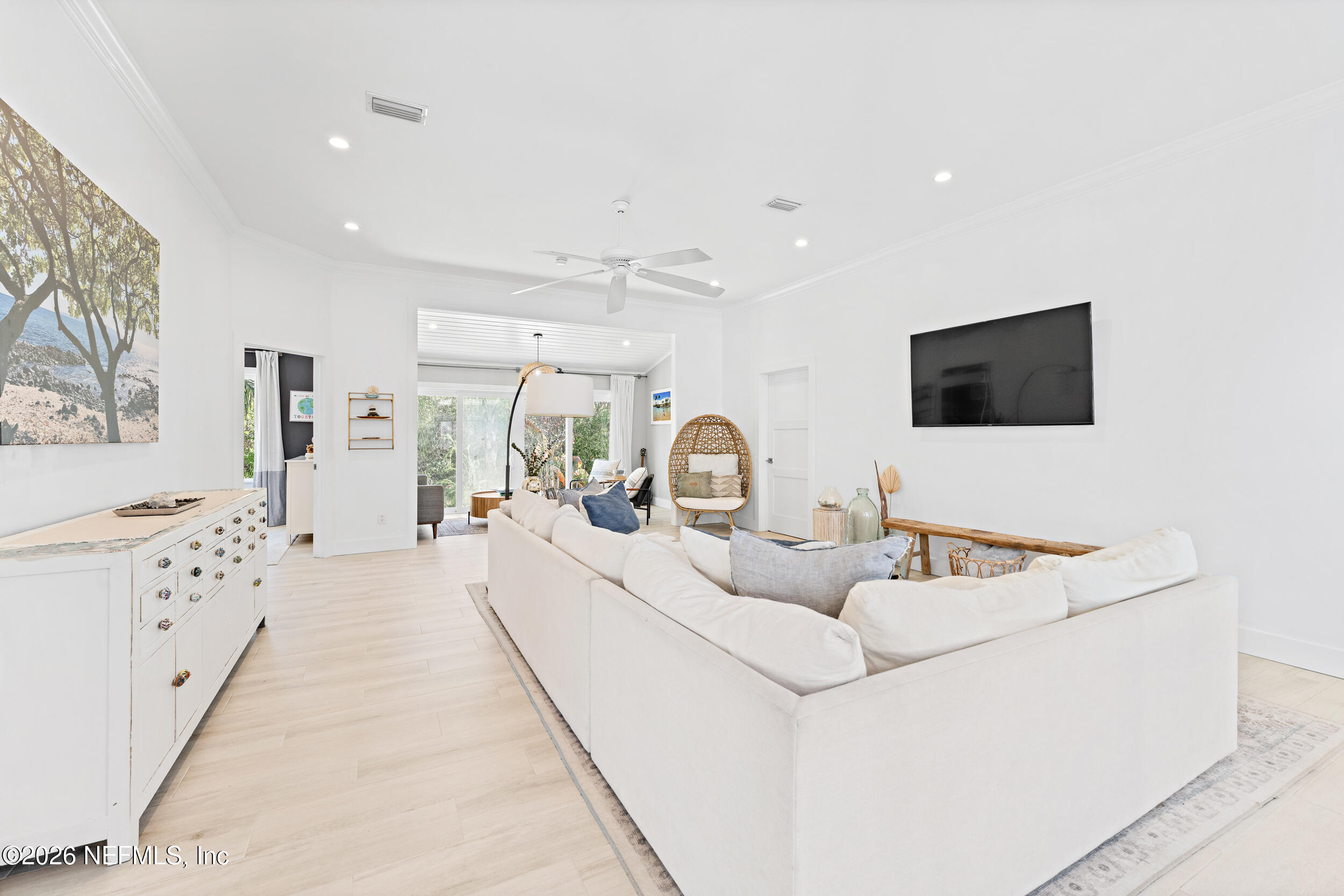 184 COASTAL OAK Circle