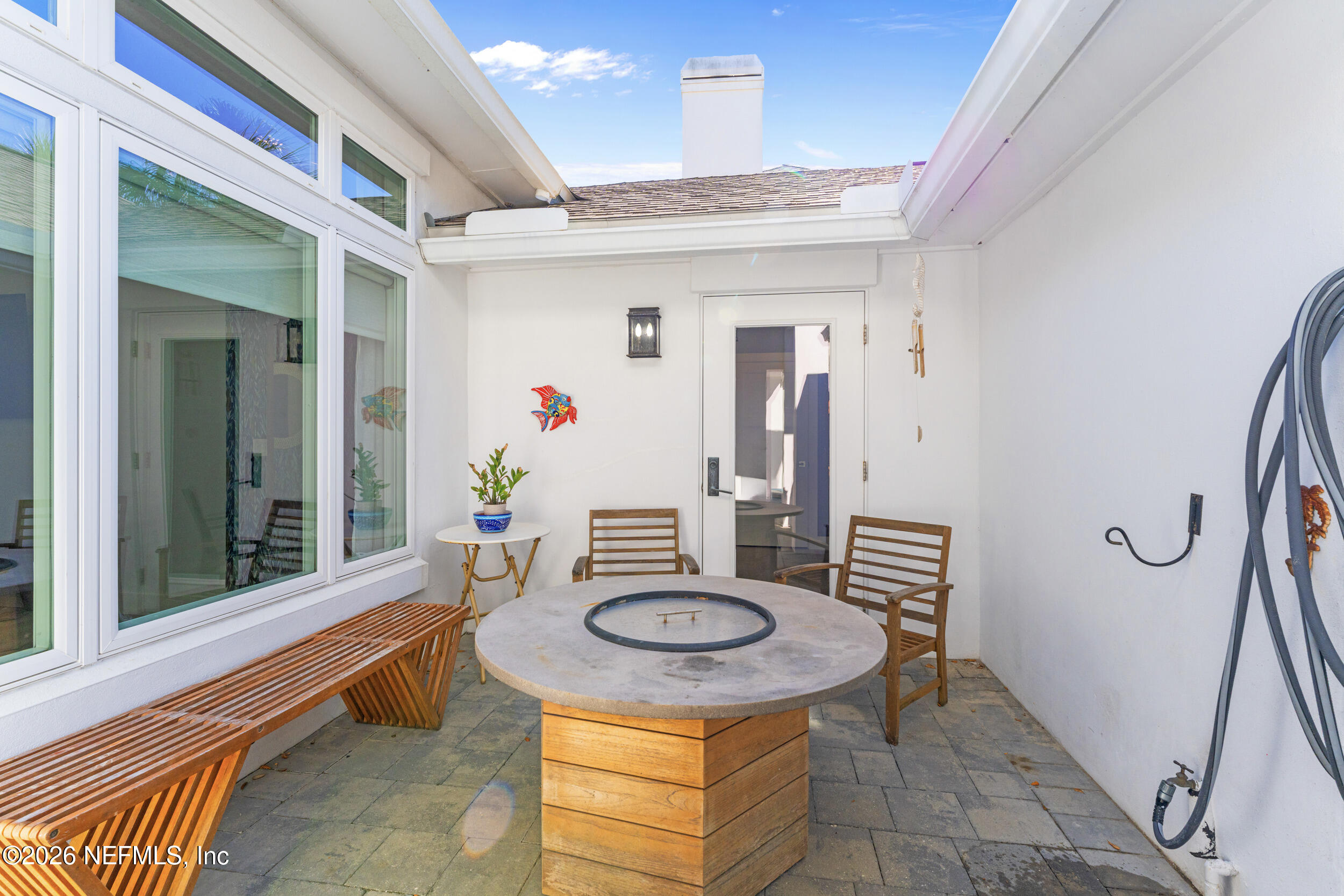 184 COASTAL OAK Circle