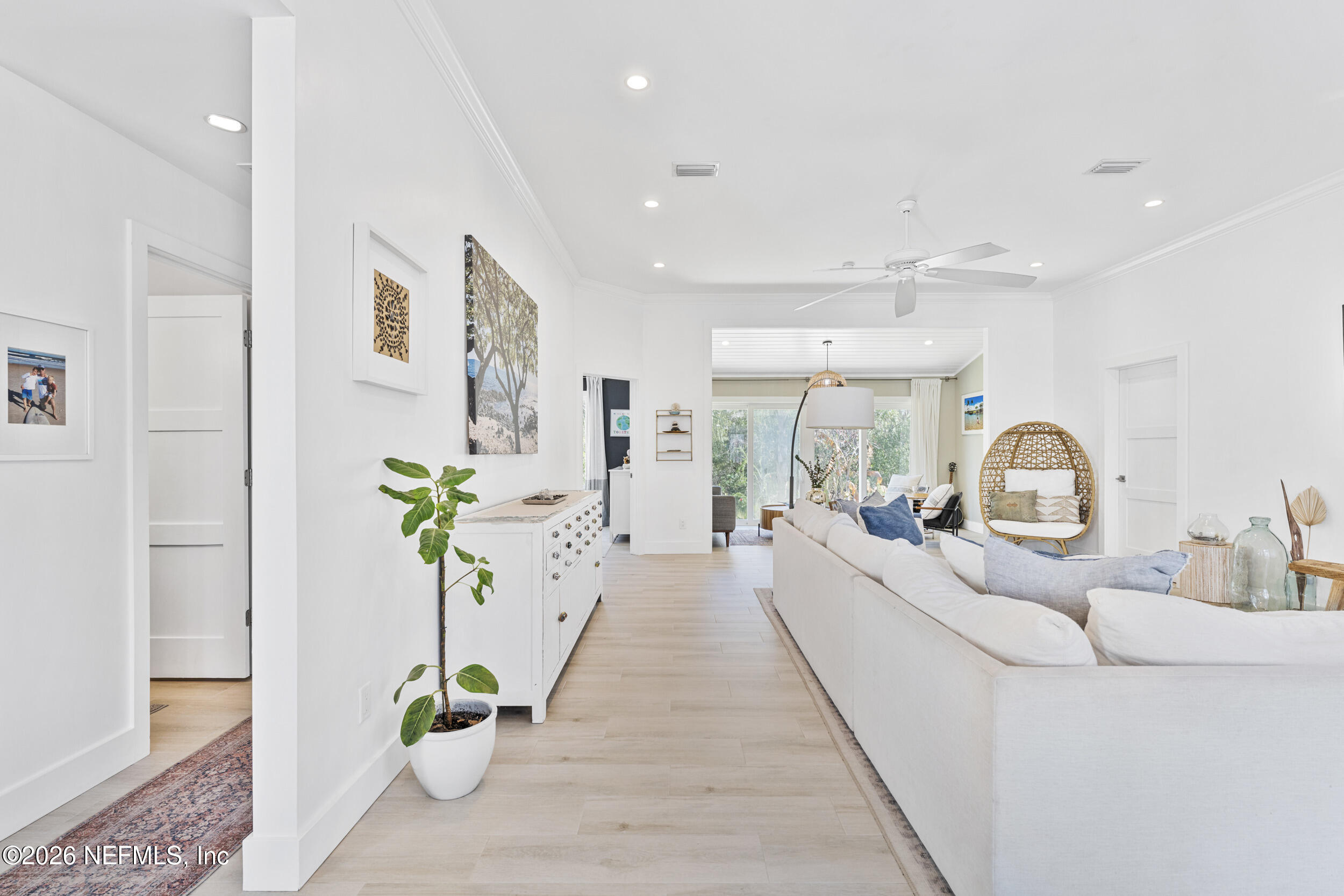 184 COASTAL OAK Circle