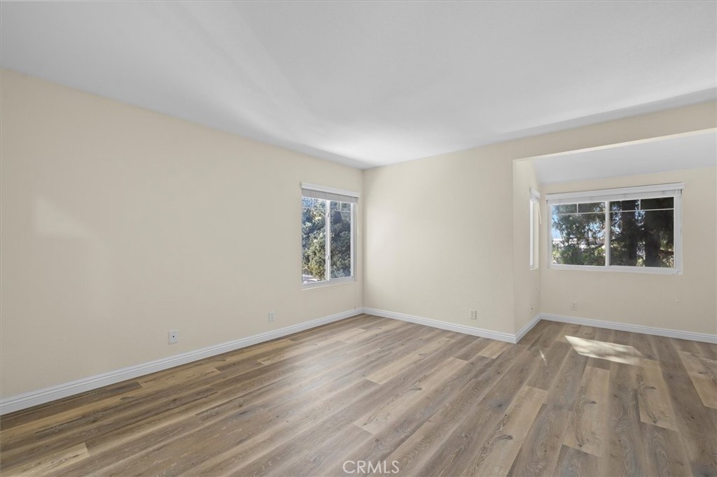 2740 Gramercy Avenue 14