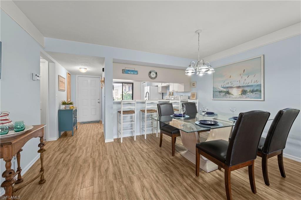 7360 Saint Ives WAY # 2201