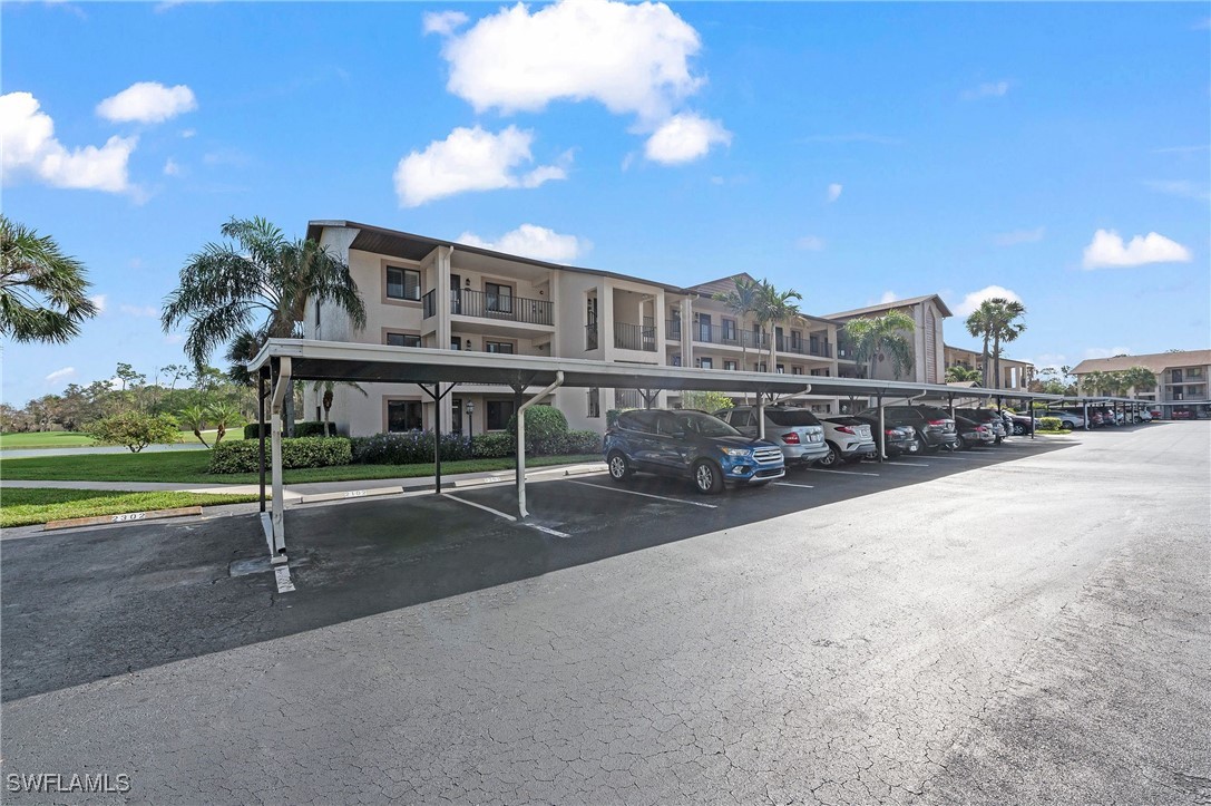7360 Saint Ives WAY 2201