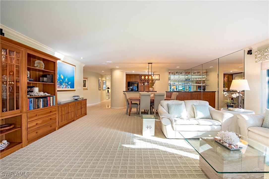 205 Park Shore DR 4-415