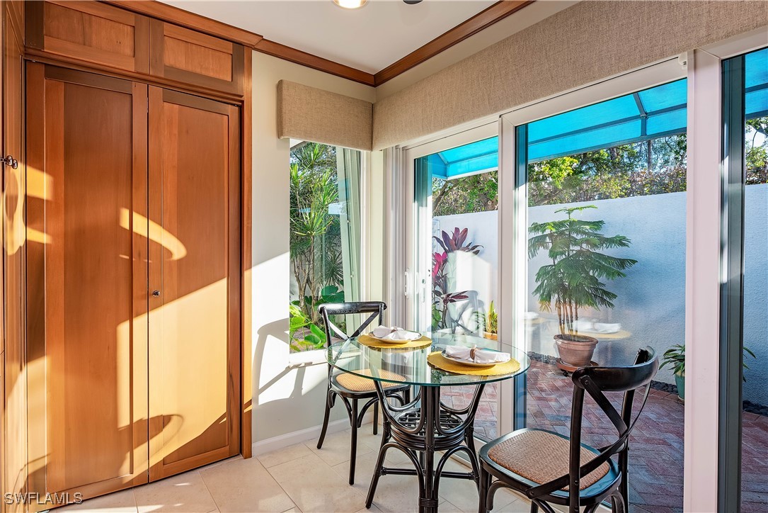 205 Park Shore DR 4-415