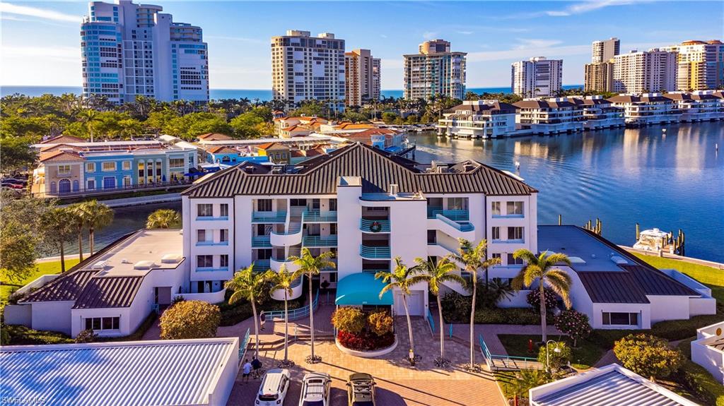 205 Park Shore DR # 415 Unit: 4-415