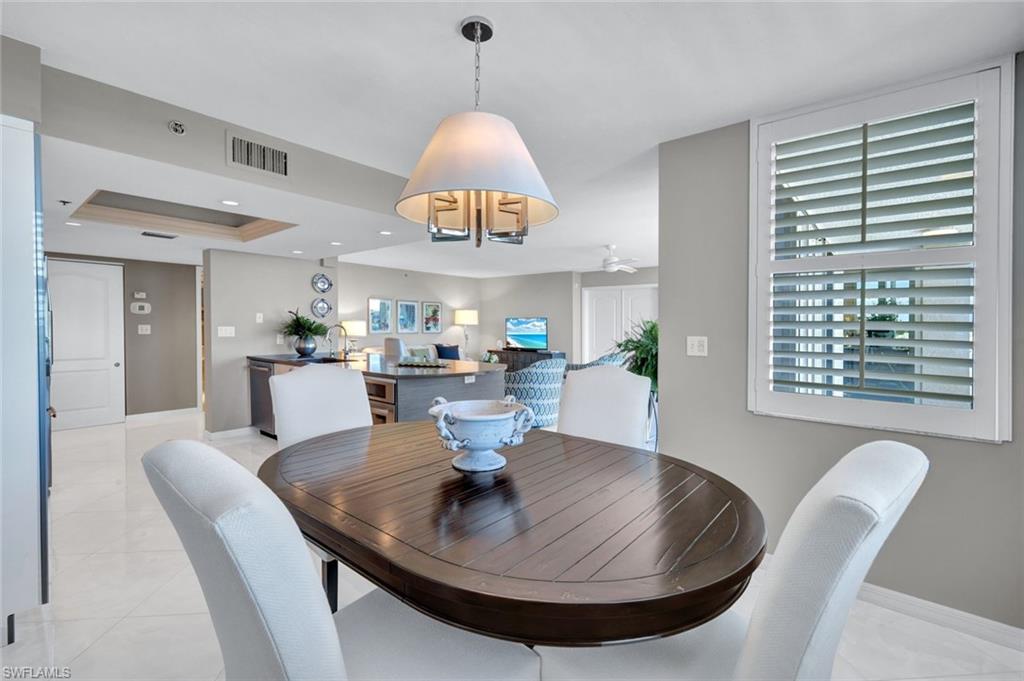 6585 NICHOLAS BLVD 404