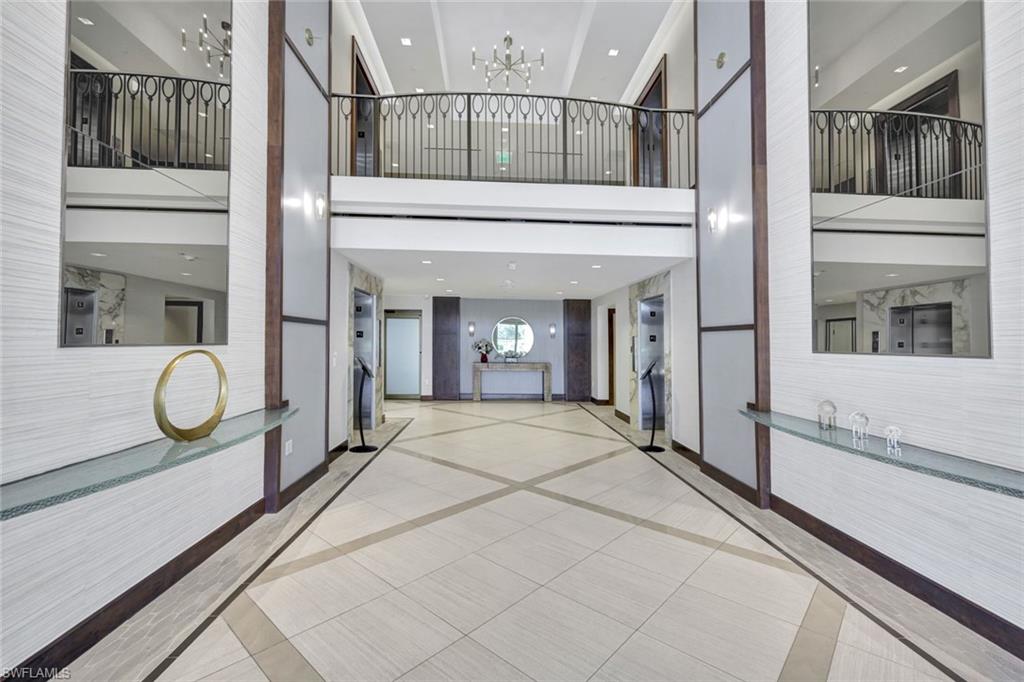 6585 NICHOLAS BLVD 404