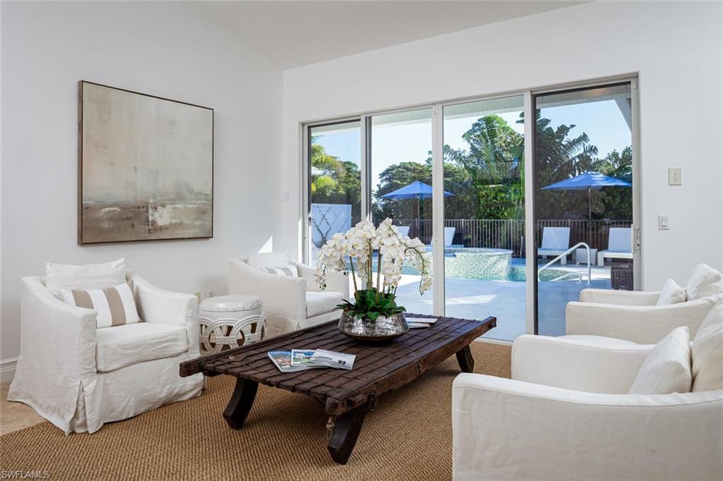 1216 Cypress Woods DR