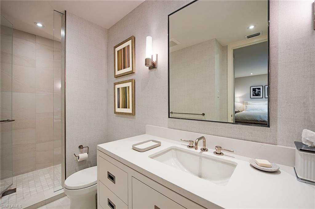 8665 Bay Colony DR # 1803