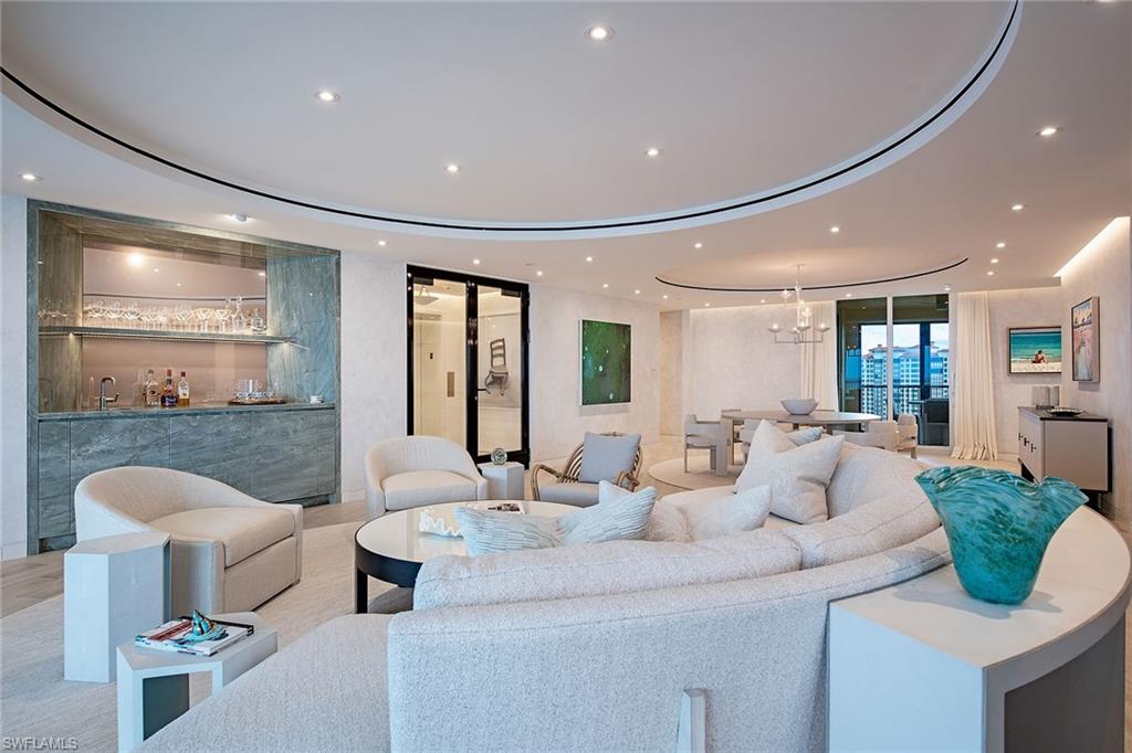 8665 Bay Colony DR # 1803