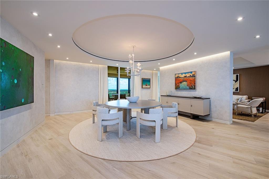 8665 Bay Colony DR # 1803