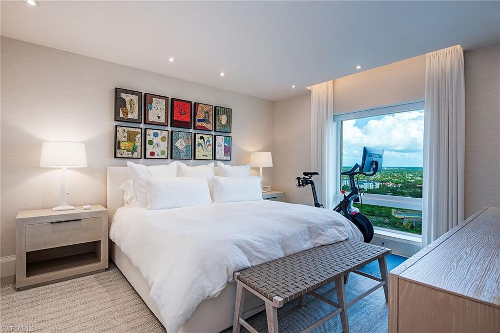 8665 Bay Colony DR # 1803