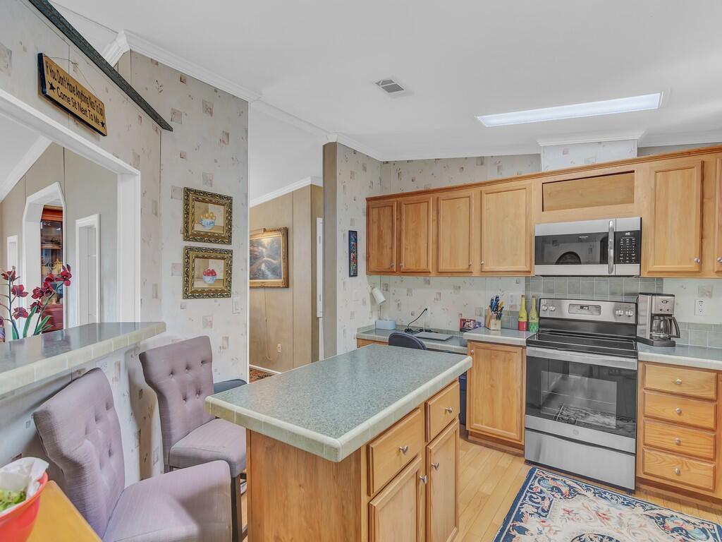 43 W Caribbean, Port St. Lucie