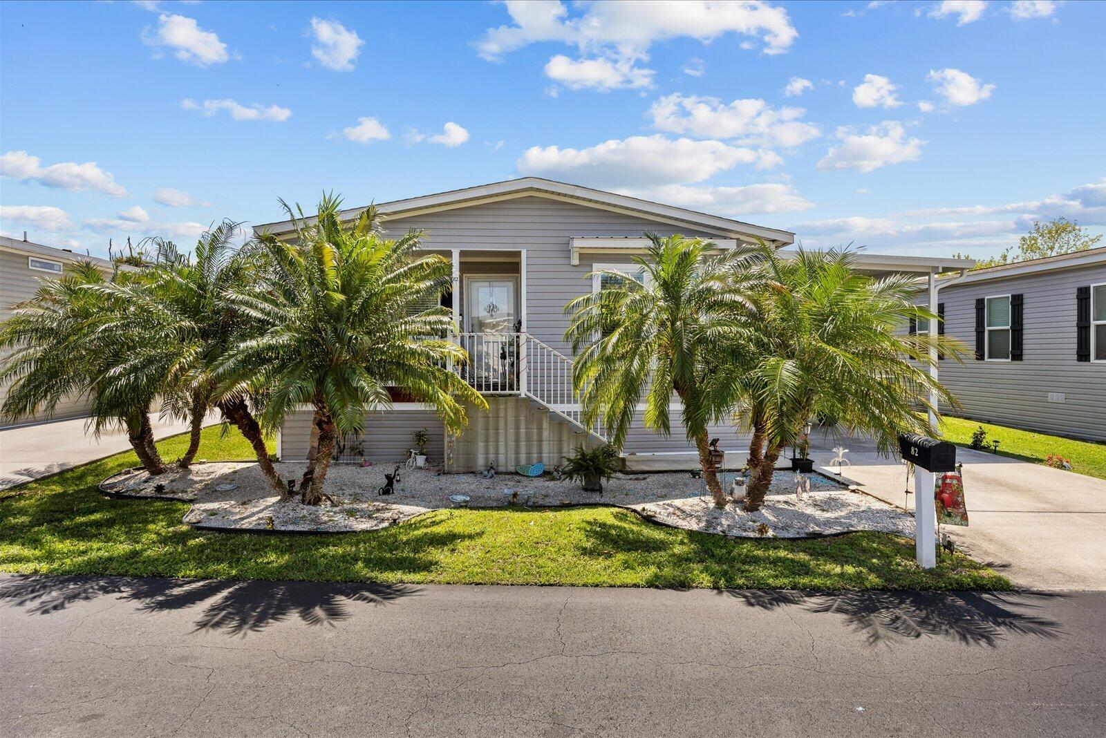 82 Sandhill Boulevard